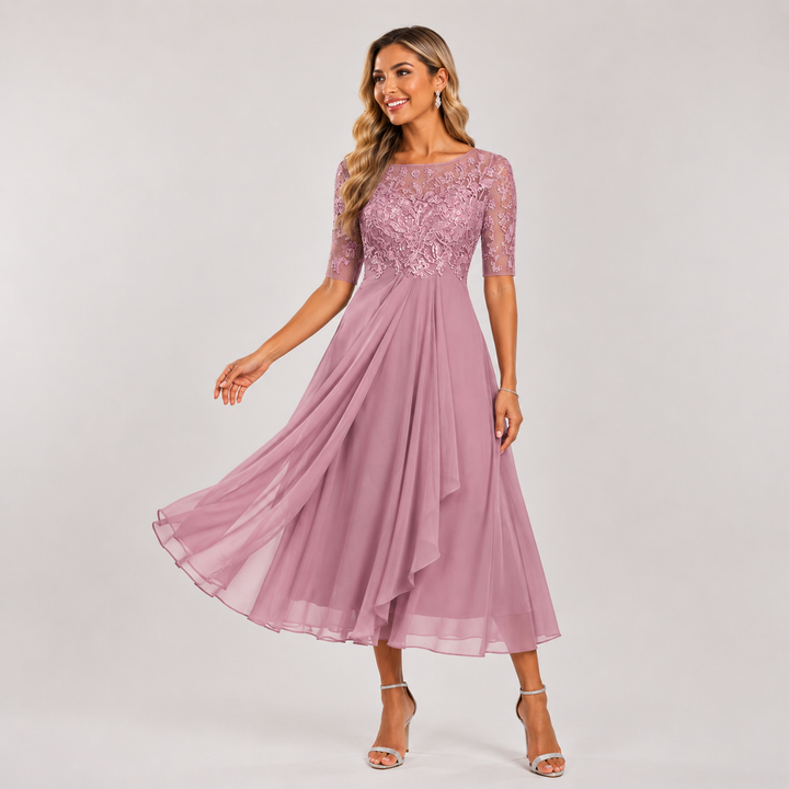 Zaria – The Flattering Lace Midi Dress