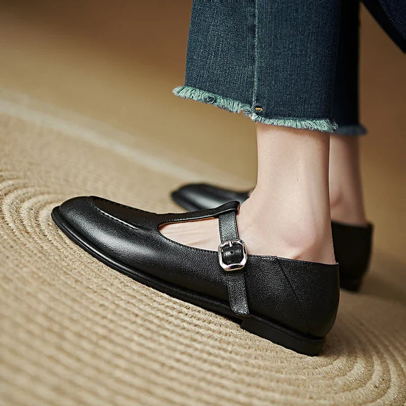 Low Heeled Pumps