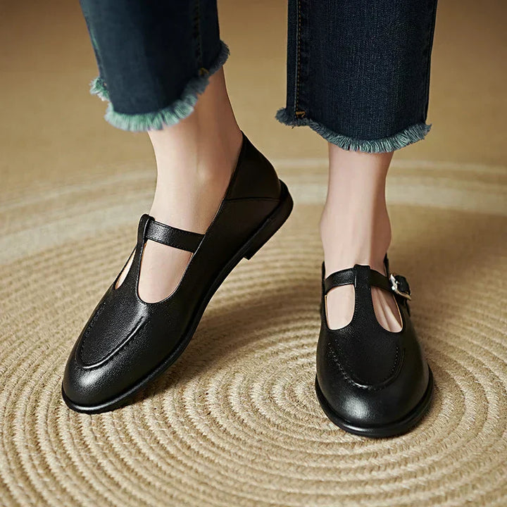 Low Heeled Pumps
