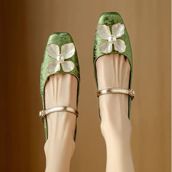 Elegant Pumps
